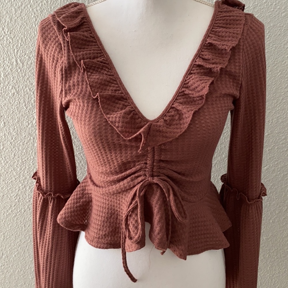 2/$12 Mauve ruffled crop top with bell sleeves - Picture 2 of 5